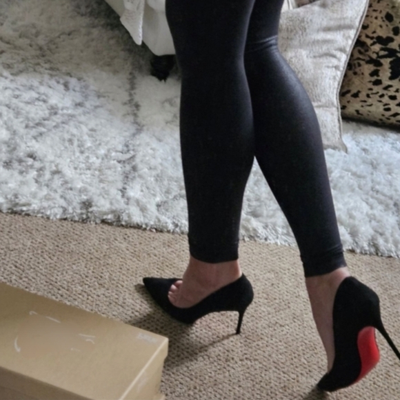 NWB Black Suede Stilettos - Picture 4 of 4